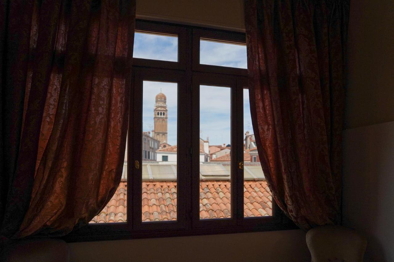 Ca Longo Palace